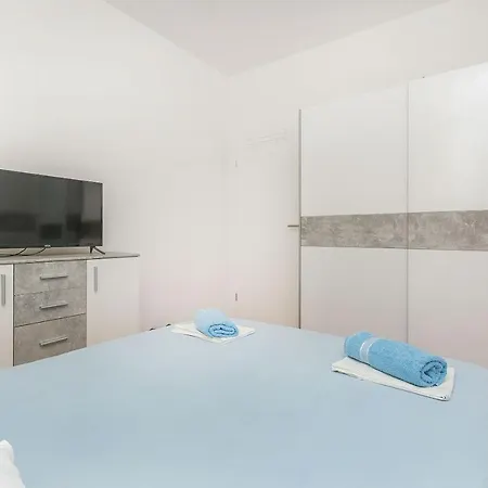 Marko Apartman Dugi Rat